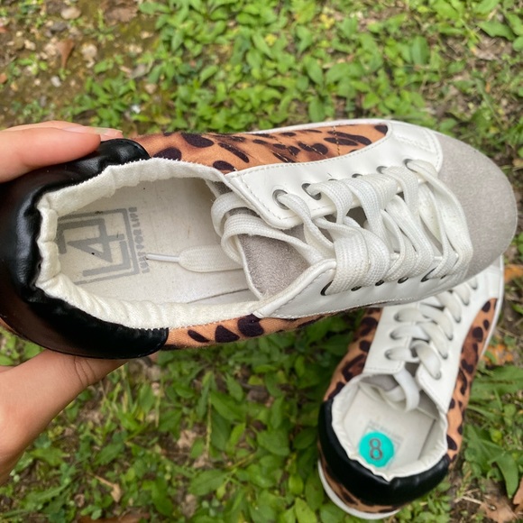 Leopard and White sneakers Target size 8 - Picture 5 of 10
